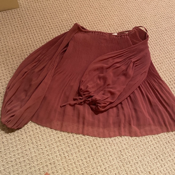 Aritzia blouse - Picture 2 of 2